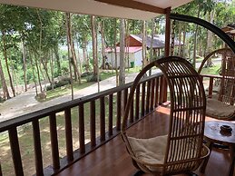 Ariya Resort