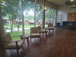 Ariya Resort