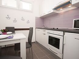 Studio apartment Tina