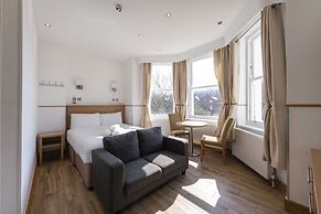 Arlo Apartments