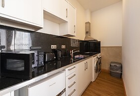 Arlo Apartments