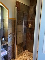 La Lauren