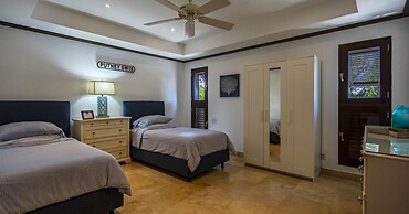 Coral Cove 4