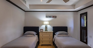 Coral Cove 4