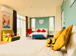 Full Moon Resort