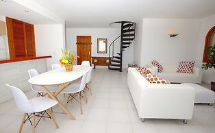 Apartments Es Trenc