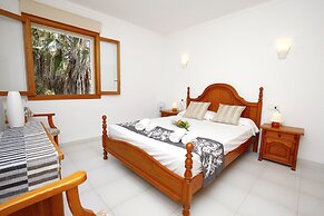 Apartments Es Trenc
