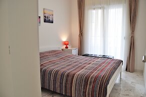 Yeshill Apartments