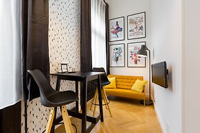 Leah Studios