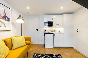 Leah Studios