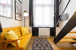 Leah Studios