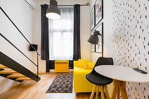 Leah Studios