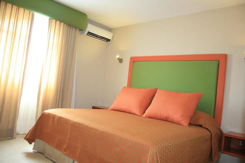 Hotel Miramar Inn