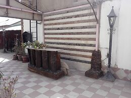 Royal Pyramids Hotel