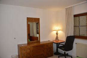 Mountain View Rooms
