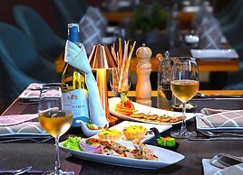 Golden Tulip Agra