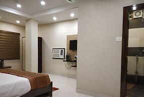 Hotel Aadesh Palace