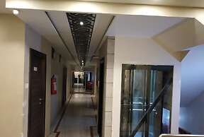 Hotel Aadesh Palace