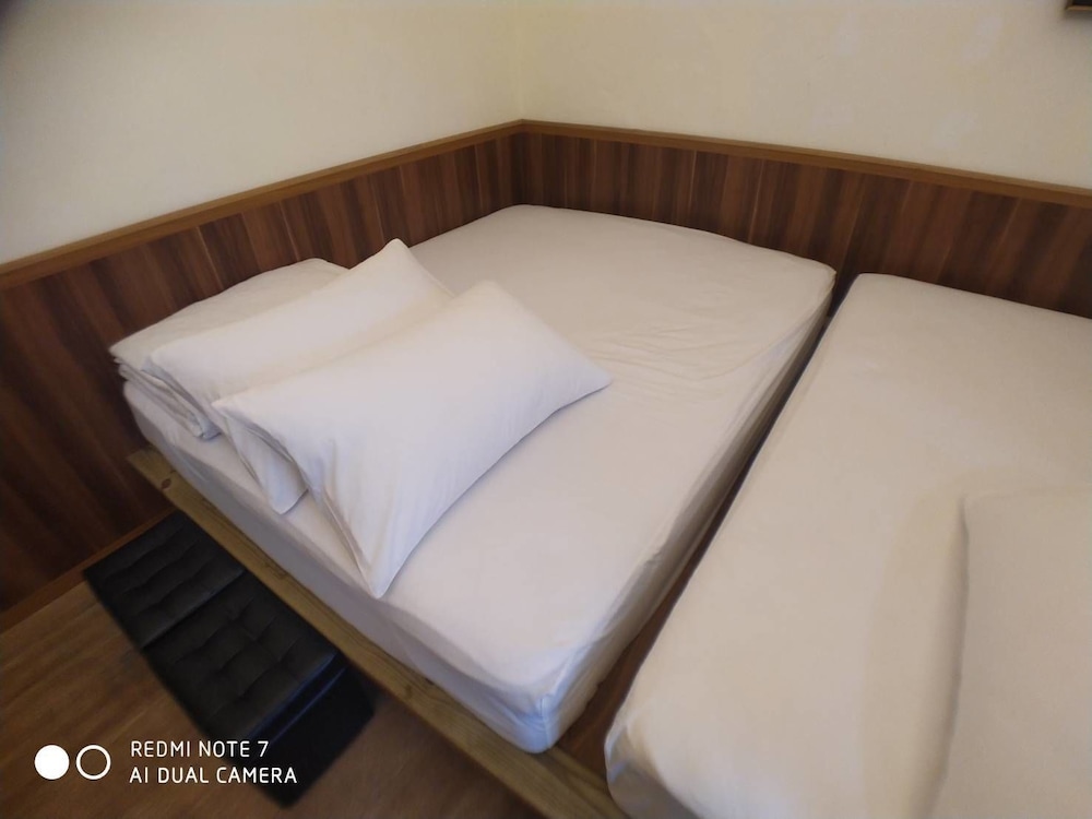 No.98 B&B