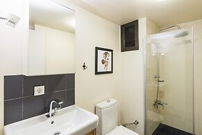 Spotless Flat in Central