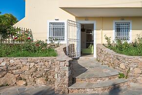 Villa Adamite