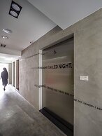 LIGHT INN - Hostel