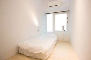 LIGHT INN - Hostel
