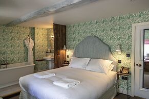 The Swan Inn