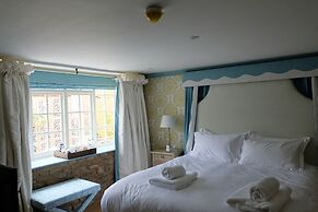 The Swan Inn