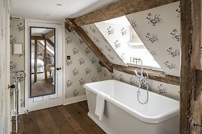 The Swan Inn
