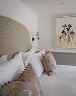 The Swan Inn