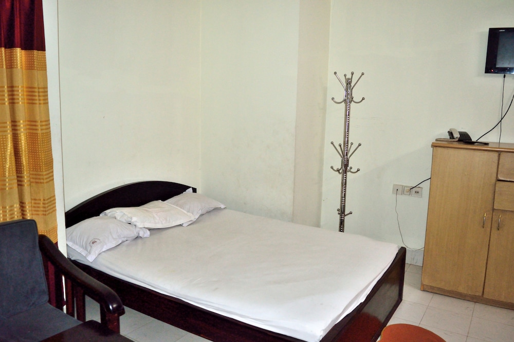 Sea Breeze Resort