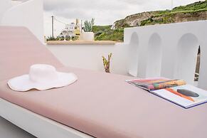 Stoa Cave Villas