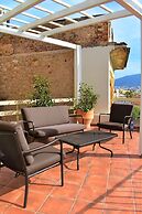 Acropolis Suites