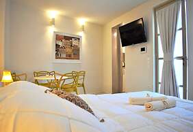 Acropolis Suites