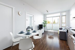Surrey Center Cozy Condo