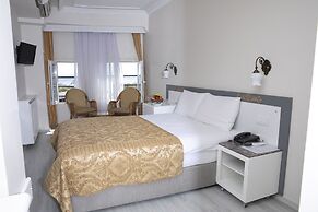 Hali Hotel