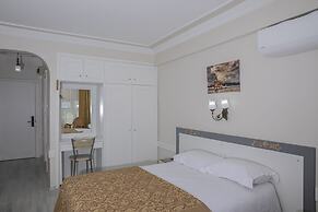 Hali Hotel