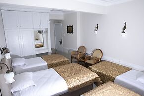Hali Hotel
