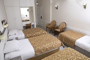 Hali Hotel