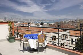 Hali Hotel