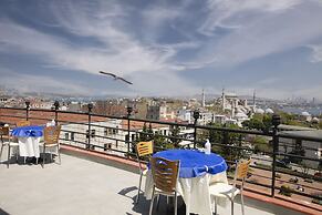 Hali Hotel