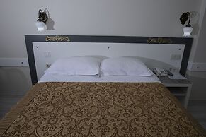 Hali Hotel