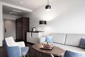 NUHR Medical - Hotel & Restaurant