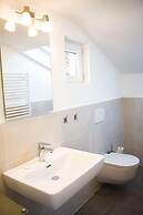 Schenna Garni Eden Bed & Breakfast