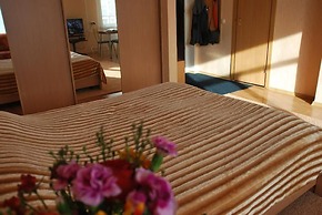 Apartment on Dalnevostochnaya 144