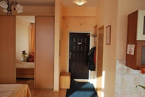 Apartment on Dalnevostochnaya 144