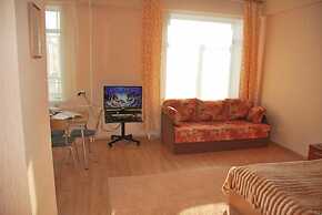 Apartment on Dalnevostochnaya 144