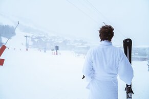 Ecrin Blanc Resort Courchevel