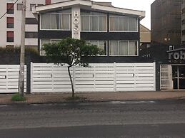 Hostal El Roble